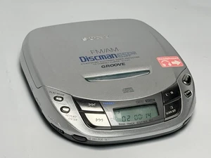 VTG Sony D-F411 FM/AM Radio Discman ESP2 Groove CD Player Tested Works 1999 - Picture 1 of 6