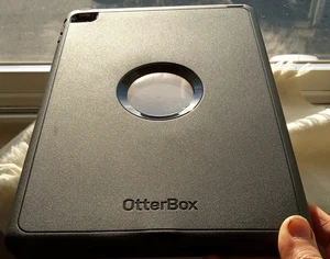 Otter Box Defender Rugged Protection for Apple iPad (NO STAND) - Picture 1 of 12