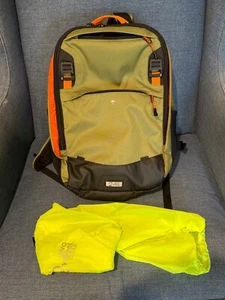 Two Wheel Gear Pannier Backpack Convertible 2.0 LITE (22L) - Picture 1 of 4