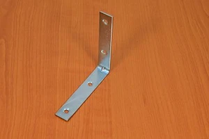 80x80 - 100 Stück Stuhlwinkel Winkelverbinder Metallwinkel Möbelwinkel Eckplatte - Picture 1 of 2