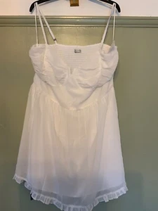 Hollister Ladies White Dress - Size XXL - Picture 1 of 4