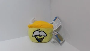 Club Penguin (sin serie) Puffle Amarillo 4 Pulgadas Peluche [Sombrero Vikingo] - Imagen 1 de 1
