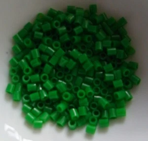 Bügelperlen * ca 500 Stück grün Perlen Steckperlen Vorlagen midi 5+ - Bild 1 von 2