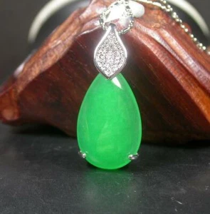 Fashion Genuine Green Jade Teardrop Drop Cubic Zirconia 18KGP Pendant Necklace - Picture 1 of 8