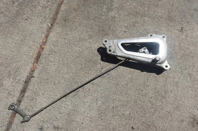 Yamaha Virago 750 XV750 1981-1983 Soporte de pie trasero Pedal de freno Barra de acoplamiento Foto 1 de 4