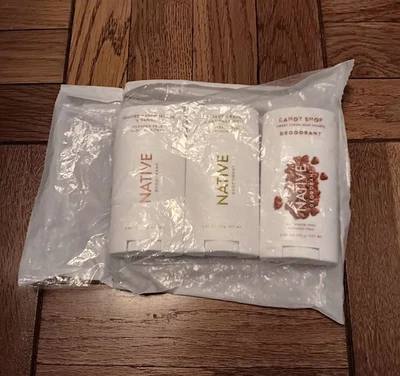 Desodorante natural nativo sin aluminio y parabenos paquete de 3 nuevos, sin abrir  Foto 1 de 4