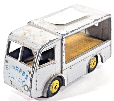 Vintage Dinky Toys 30V NCB Electric Van Express Dairy Milk Float Grey/yellow - Image 1 of 4