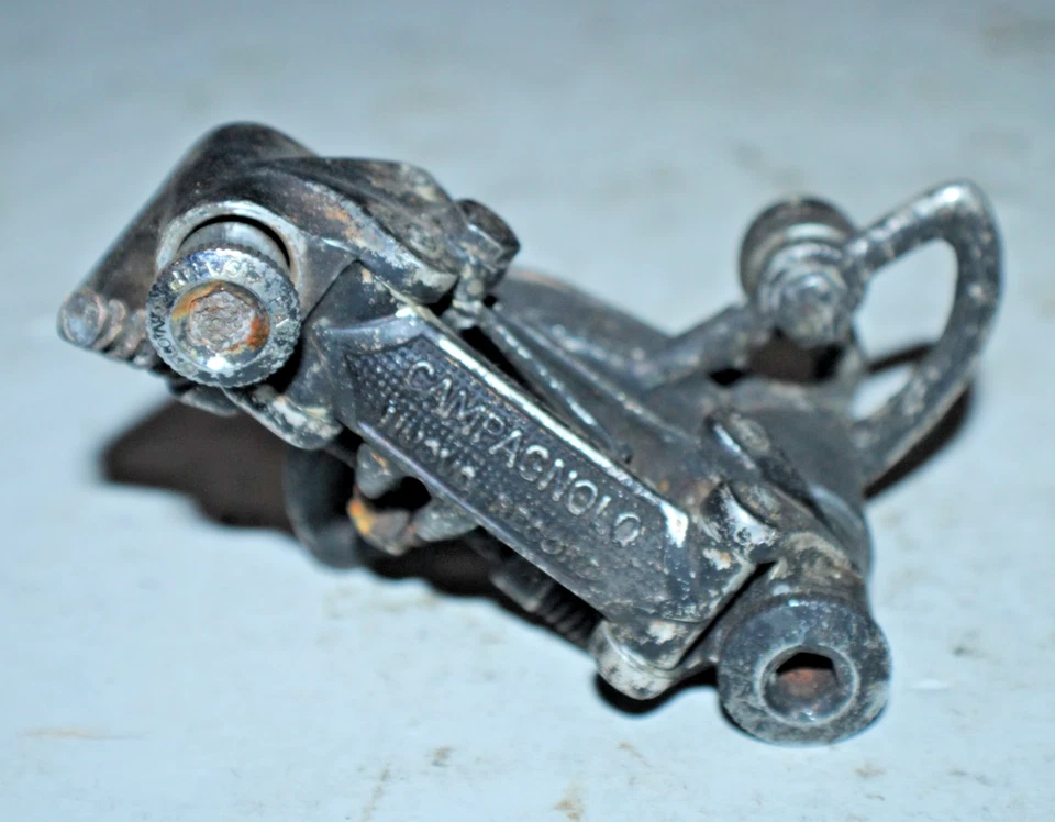 Desviador trasero Campagnolo Nuovo Record corto alcance 8 velocidades Campy ¡Hecho en Italia! Foto 1 de 4