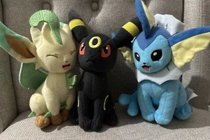 Jazwares Pokémon, Umbreon, Leafeon Plüsch - Bild 1 von 7