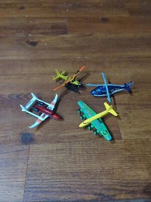 Mattel Matchbox - lot of 4 diecast Helicopter & Planes The Explorers  - Image 1 of 4