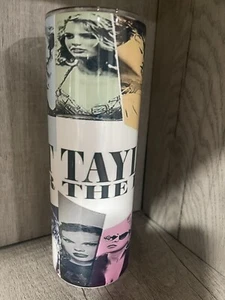 Vaso ajustado gráfico - Taylor Swift The Eras Tour - Taza/taza de 20 oz con pajita - Imagen 1 de 4