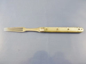 MOTHER OF PEARL CARVED FOLDING TRAVEL FORK STERLING TINES BY LONDON 1800-1820 - Picture 1 of 6