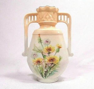 Jarrón vintage austriaco con leones dandy, asas dobles - Imagen 1 de 9