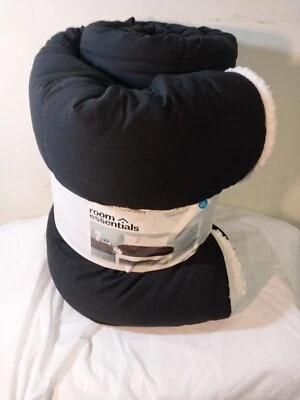 Room Essentials Faux Shearling Microfiber Comforter Black  Full/Queen Size  - Image 1 of 4