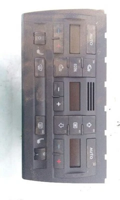 02-05 Audi A4 Temperature Climate Control Thru VIN 400000 Option 2V5 - Image 1 of 2