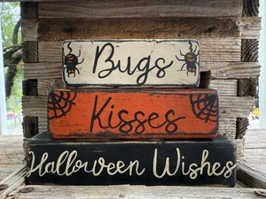 Baci insetti dipinti a mano auguri di Halloween vassoio a livelli mensola sitter blocco legno - Foto 1 di 5