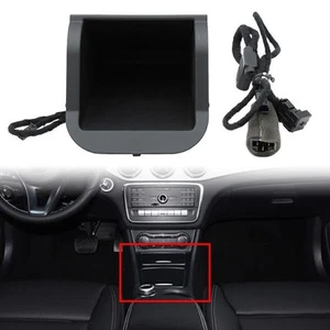 Bezprzewodowa ładowarka Telefon Szybkie ładowanie Pad do Benz A CLA GLA W176 C117X156 - Zdjęcie 1 z 8