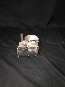 Toyota Tundra Throttle Body 4.7L V8 2UZFE 2UZ OEM (22030-0F010) (2004-2010) - Picture 1 of 7