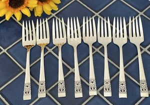 Set of 8 Oneida Community Silverplate CORONATION 6 3/8" Salad Forks 1936 - Picture 1 of 5