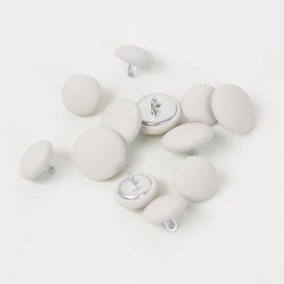 Ivory Faux Leather Upholstery Furnishing Loop Back Buttons 17mm & 21mm - Image 1 of 3