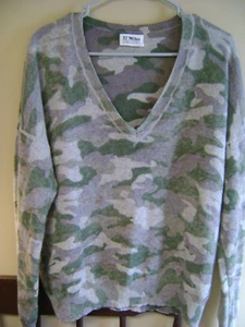 27 MILES DESIGNER 100% CASHMERE CAMO WOMENS SWEATER - SIZE MEDIUM - Picture 1 of 5