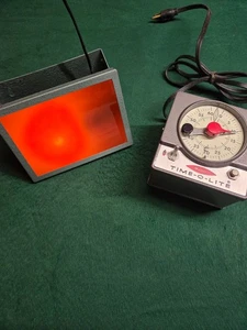 Vintage Master Time-O-Lite Model M-72 Darkroom Timer Clock Tested SL-57 Safelite - Picture 1 of 7