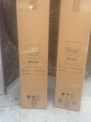 Vienna Acoustics Bach Blk HI-END  Floorstanding Speakers NEW UNOPEN BOX  X-RARE - Image 1 of 4