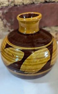 Vintage Wheel Thrown Studio Pottery Pot Signed Beautiful HEAVY 4"x 4" - Picture 1 of 5