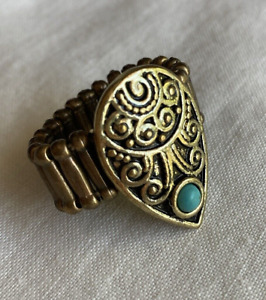 Ring Faux Turquoise 7 Oval Round Filigree Gold Tone Stretch Band Size 6.5-8