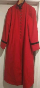 ORP Vtg Harvé Benard Red Wool Coat Long Womens Black Velvet Trim 8P Petite EUC - Picture 1 of 5