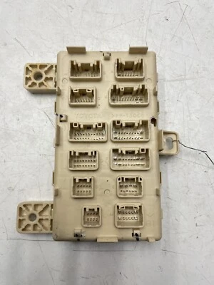 Módulo de control de cajas de conexiones relé caja de fusibles Lexus Rx330 Rx350 2004-2009 OEM Foto 1 de 4
