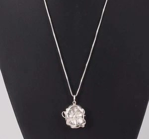 STERLING EMBOSSED FLOWER BLOSSOM ETCHED DESIGN LOCKET CHAIN NECKLACE 925 0046B - Picture 1 of 4