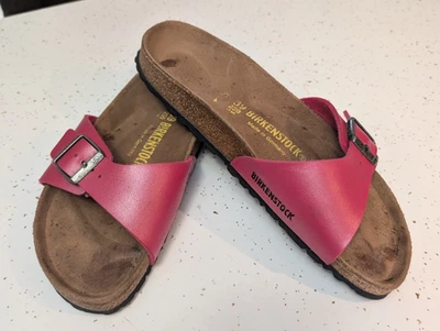 Birkenstock Madrid 红色漆皮凉鞋女式 EU 39 美国 8 码 — 第 1/4 张图片