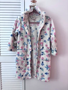 John Lewis Dressing Gown teen bathrobe White Floral Hooded euro size 9 - Picture 1 of 2
