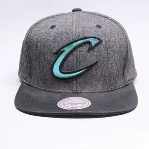 Cleveland Cavaliers Mitchell & Ness Snapback Hat Shimmer C Logo Gray Black Adult - Picture 1 of 10