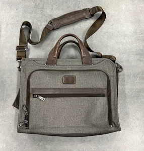 Tumi Alpha 2 Slim Deluxe Portfolio Briefcase Laptop Bag Nylon 26110EG2 Reg $395 - Picture 1 of 23