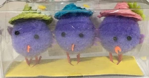 MINI PURPLE CHENILLE CHICKS WITH SUNHATS 2" CRAFTS DOLLHOUSE EASTER X 3 - Picture 1 of 1