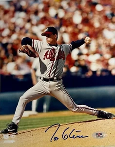 Tom Glavine Signed 8x10 Atlanta Braves Photo PSA AM84222 - Picture 1 of 2