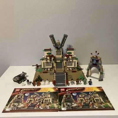 LEGO Indiana Jones 7627 Temple of the Crystal Skull 100% complete w/ base plate - Image 1 of 4