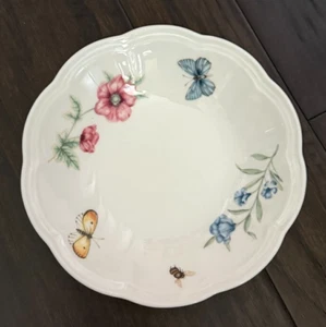 Qty 1 Lenox Butterfly Meadow Bowl Scalloped Rim 6.75 Inches Soup Dessert Sauce - Picture 1 of 3