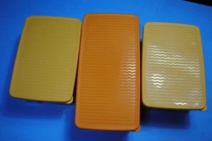 TUPPERWARE KÜHLSCHRANKBEHÄLTER MIT DOPPELTEN BELÜFTUNGSSCHLITZEN - 3er SET orange - Bild 1 von 7