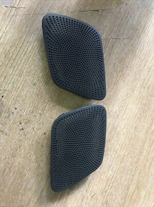8K0035409A 8K0035410A Speaker Covers Bang & Olufsen Audi A4 B8 A5 8T Sportback - Picture 1 of 5