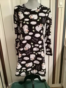 Unbranded Women's Crew neck Flannel Nightshirt Size S/M 4/6 Black White Sheep - Picture 1 of 5