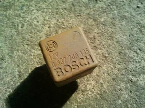 OPEL Tigra 1.4 16 Relais Relay 0332209136 - Bild 1 von 1