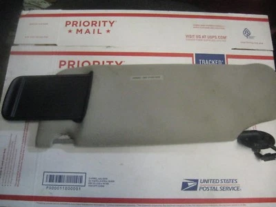 96 97 JEEP GRAND CHEROKEE PARA-SOL DIREITO PANO CINZA - Imagem 1 de 4