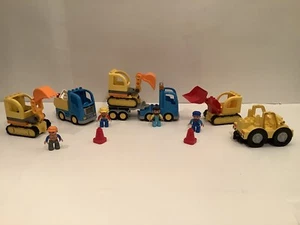 LEGO DUPLO LOT CONSTRUCTION SEMI TRUCKS TRACKED EXCAVATORS WITH WORKER FIGURES - Picture 1 of 9