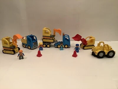 LEGO DUPLO LOT CONSTRUCTION SEMI TRUCKS TRACKED EXCAVATORS WITH WORKER FIGURES - Image 1 of 4