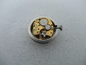 Uhrwerk Jaeger-LeCoultre 807 + Zifferblatt (Club), Zeiger und Krone, dial + hand - Picture 1 of 5
