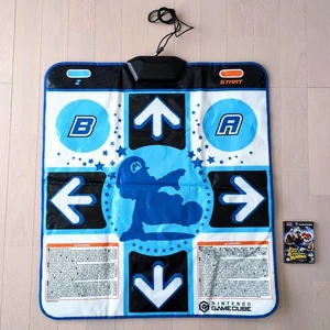 Dance Dance Revolution with Mario Set Controller & Card for GameCube Wii Tested - Picture 1 of 10