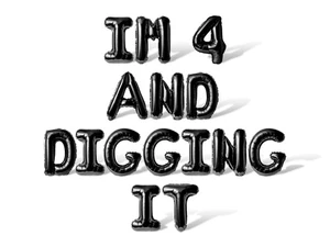 IM 4 AND CAGGING IT Letra Globo Banner - Hágalo usted mismo 4º Cumpleaños Fiesta Decoraciones - Imagen 1 de 55